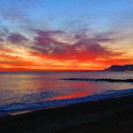 Le Case Del Sole Ventimiglia Eksteriør bilde